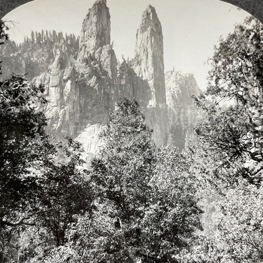 Antique 1910s Cathedral Spires Yosemite California Stereoview Photo Card V2035