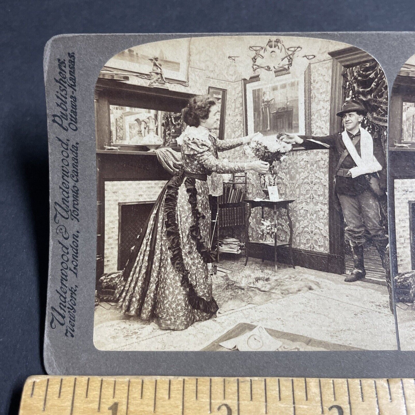 Antique 1899 US Soldier Returns Home Wounded Stereoview Photo Card P4741