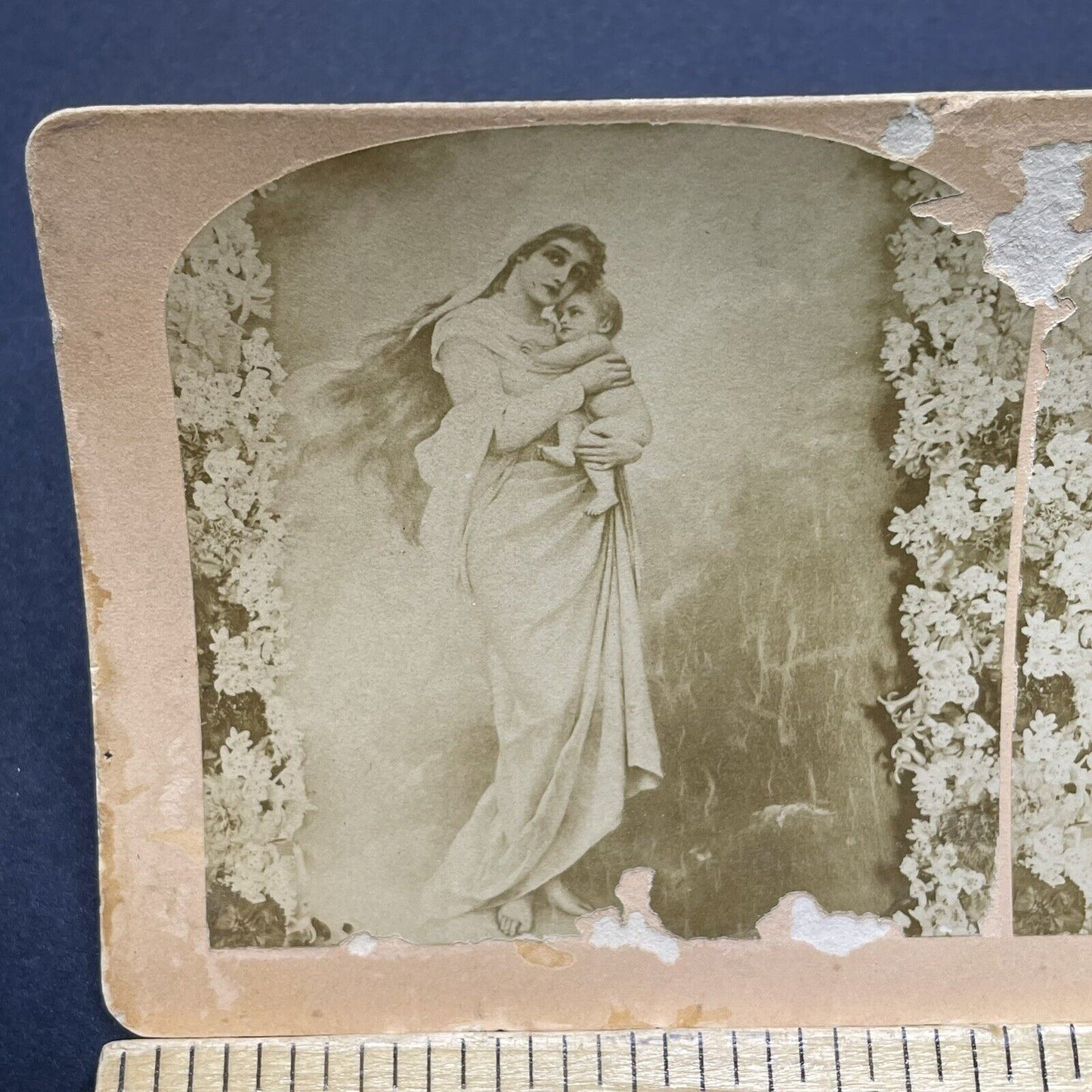 Antique 1895 The Virgin Mary With Jesus Stereoview Photo Card P1876