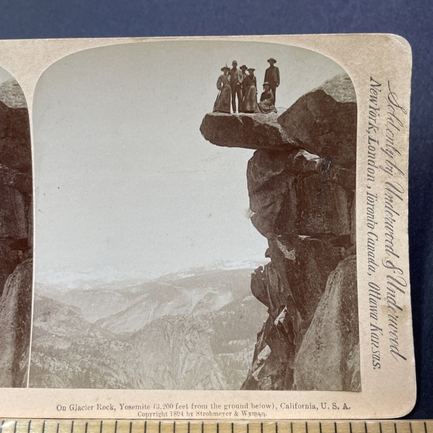 Antique 1894 Women On Dangerous Cliff Edge Stereoview Photo Card V3292