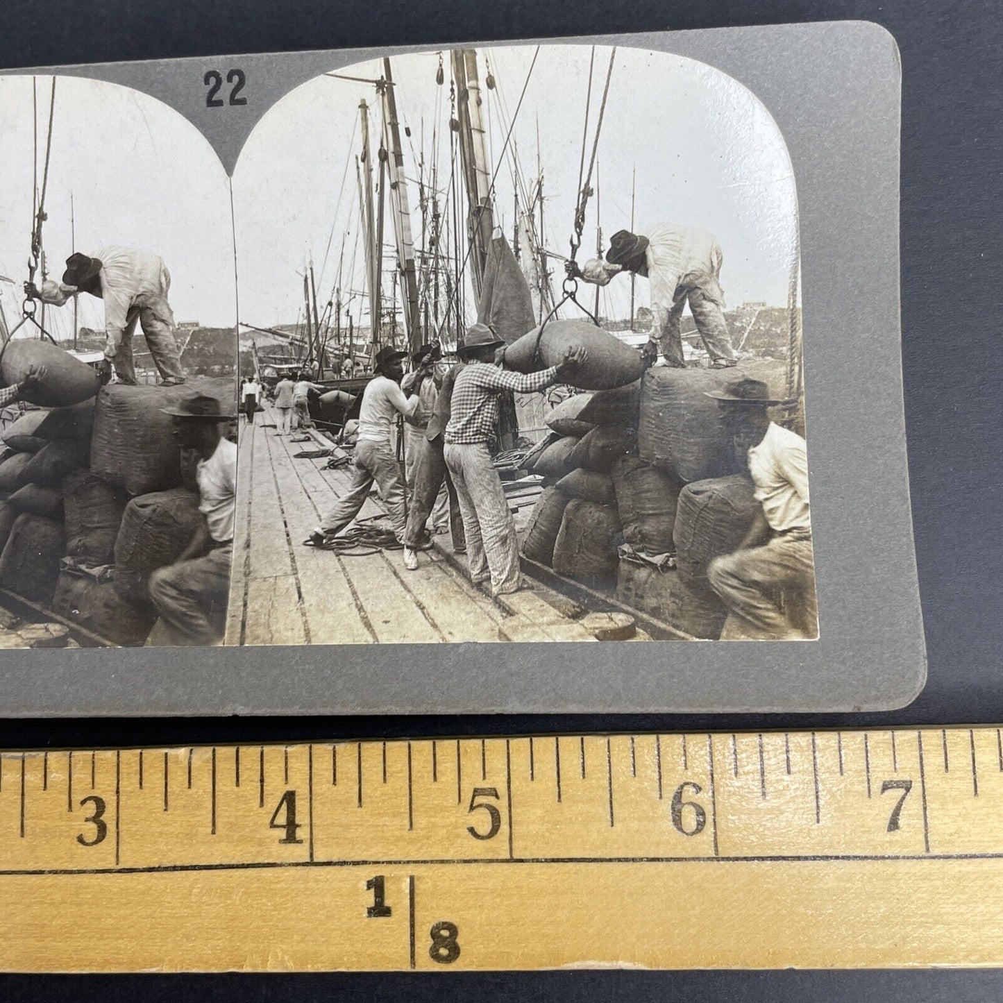 Antique 1880s Men Loading Grains Onto Merchant Vessel Stereoview Photo Card P944