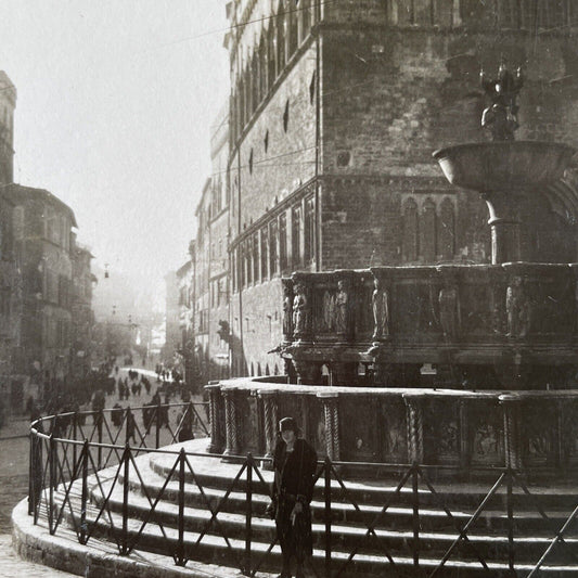 Antique 1925 Fontana Maggiore Perugia Italy OOAK Stereoview Photo Card P3262