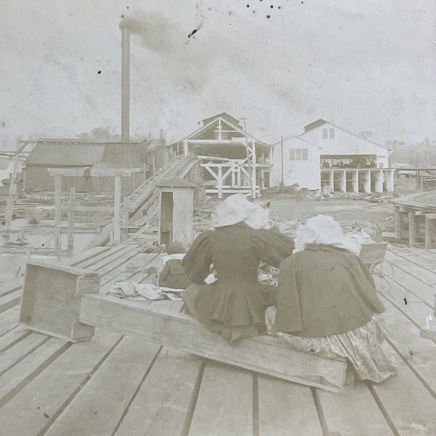 Women At Fish Factory Port Town Stereoview Quebec Quebecois Antique c1890 X1811