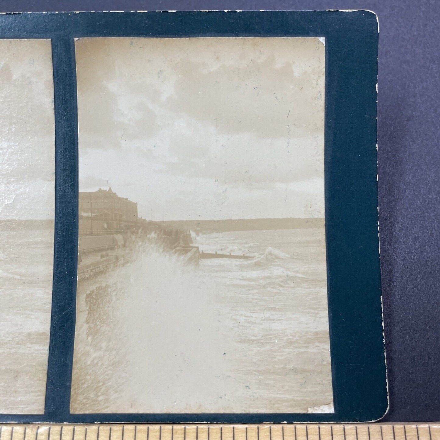 Antique 1910 Large Waves Bash Aberystwyth England UK Stereoview Photo Card V2202