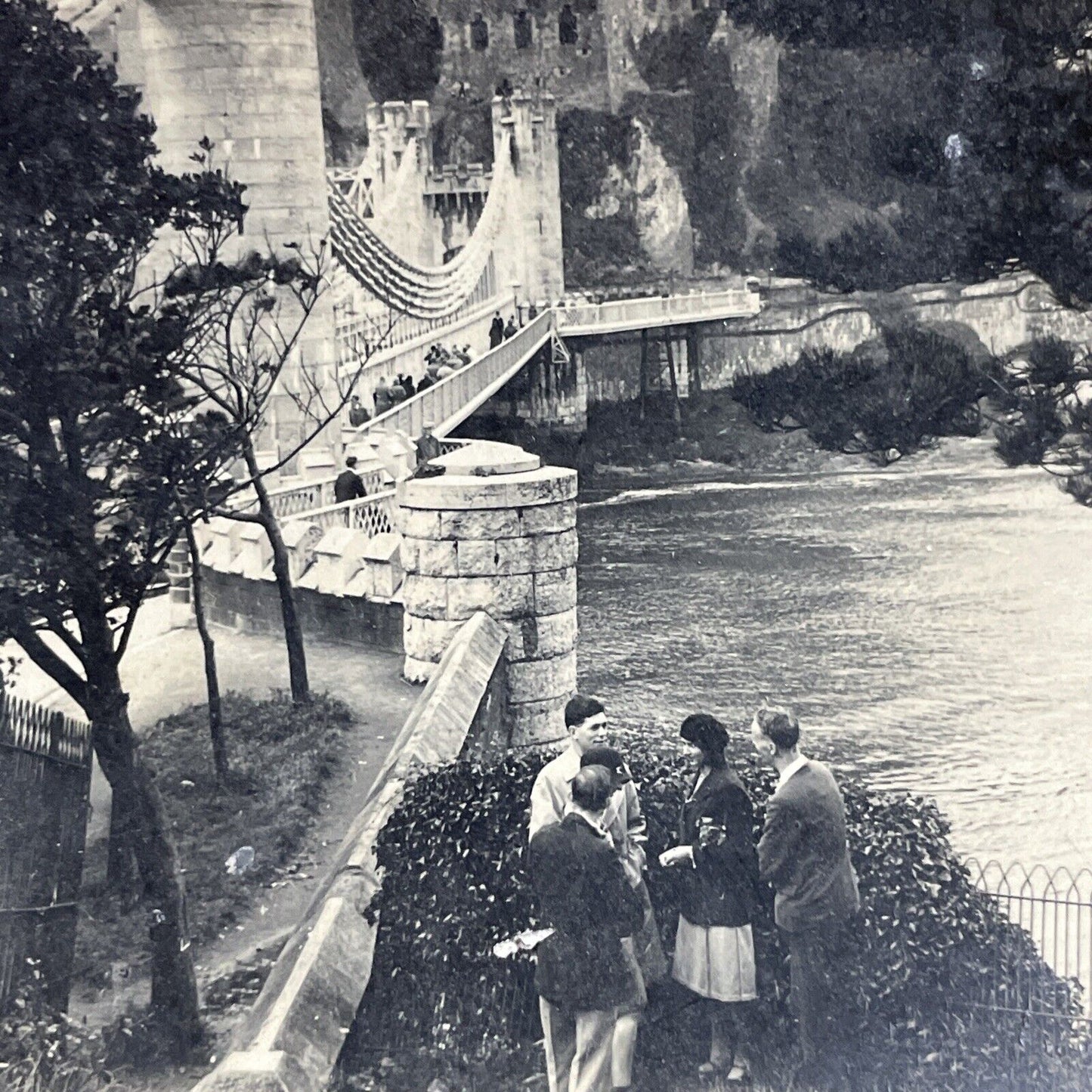 Antique 1930s Students At Conway Castle Wales England Stereoview Photo Card 4953