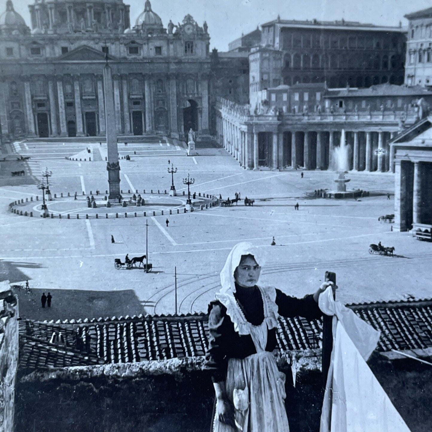 Antique 1910s Beautiful Italian Maiden Woman Rome Stereoview Photo Card V2882