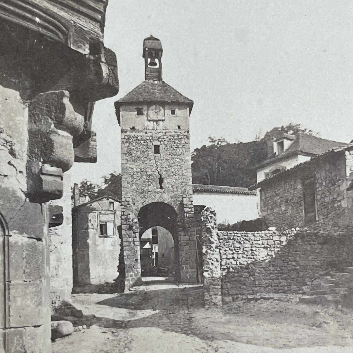 Chateldon Chauteau de Noyers France Stereoview Antique c1865 X1612