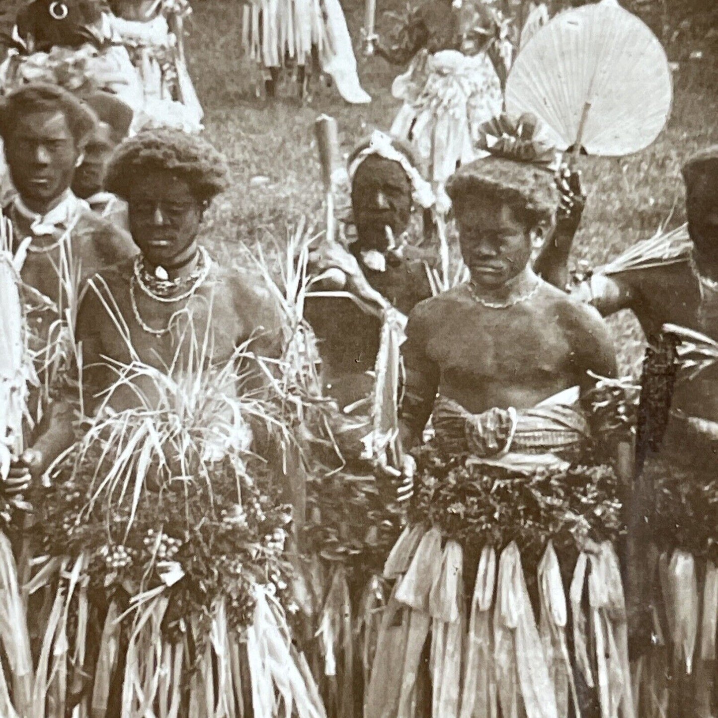 Antique 1890s Native Tribe Fiji Tribesmen Natives Stereoview Photo Card P4217