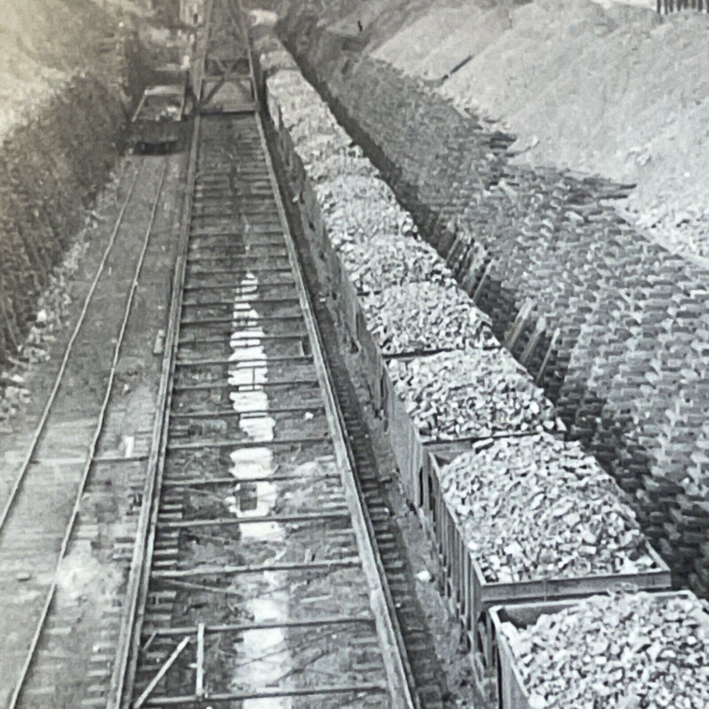 Antique 1920s A Train Loaded With Iron Ore Cleveland Stereoview Photo Card P4919