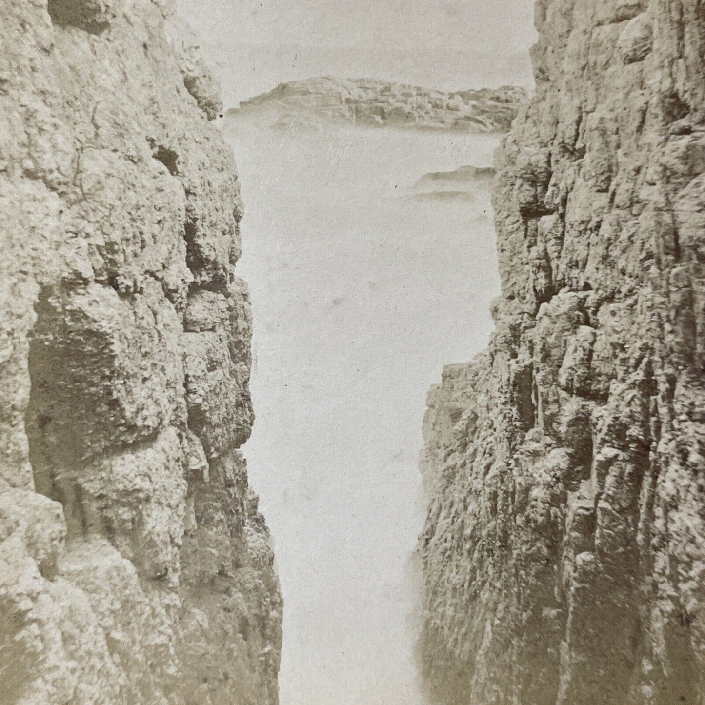 Antique 1860s Ocean Cliffs Near Newburyport MA Stereoview Photo Card V1835