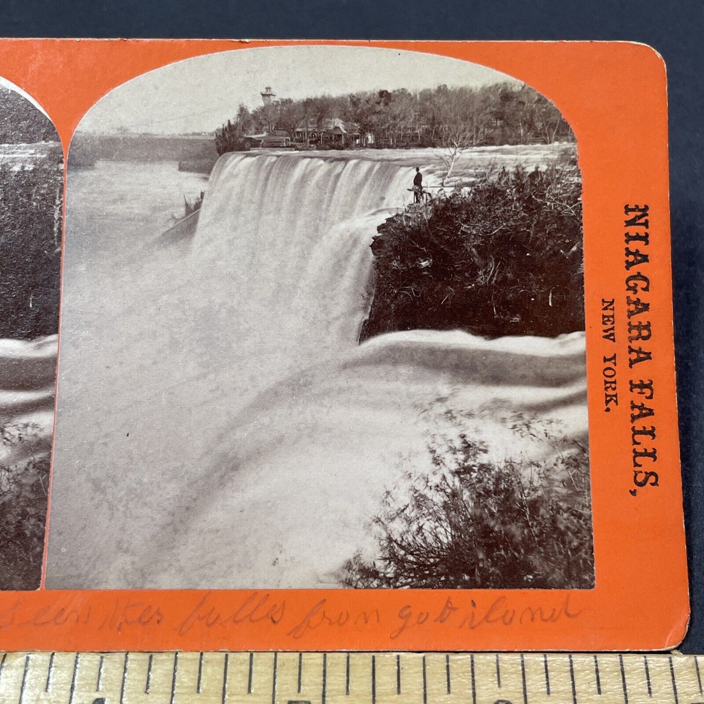 Antique 1860s Daredevil Standing Edge Niagara Falls Stereoview Photo Card V1855