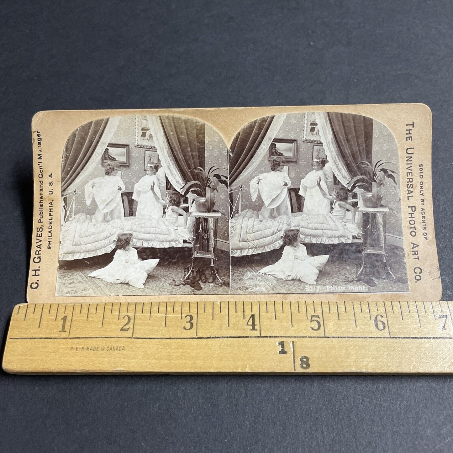 Antique 1890s Children Have Pillow Fight In Bed Stereoview Photo Card P4683