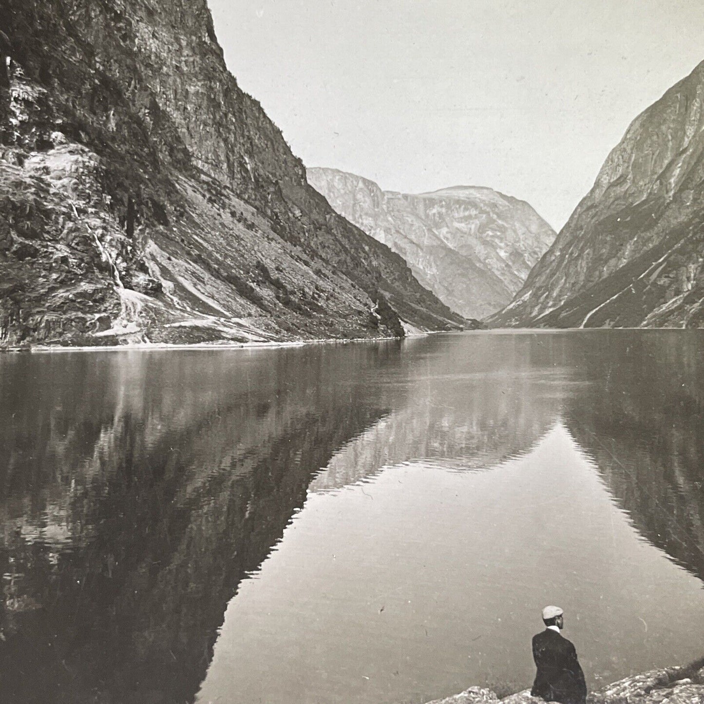 Antique 1902 Man In Gudvangen Norway Stereoview Photo Card P1707