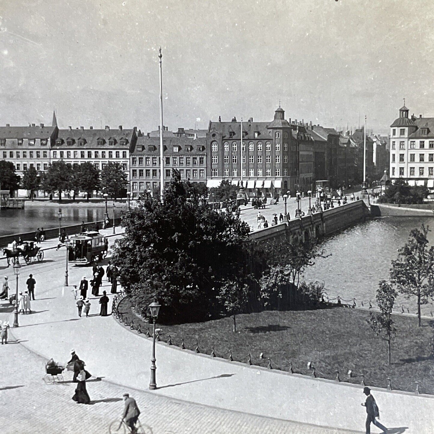 Antique 1901 Main Street In Copenhagen Denmark Stereoview Photo Card P5135