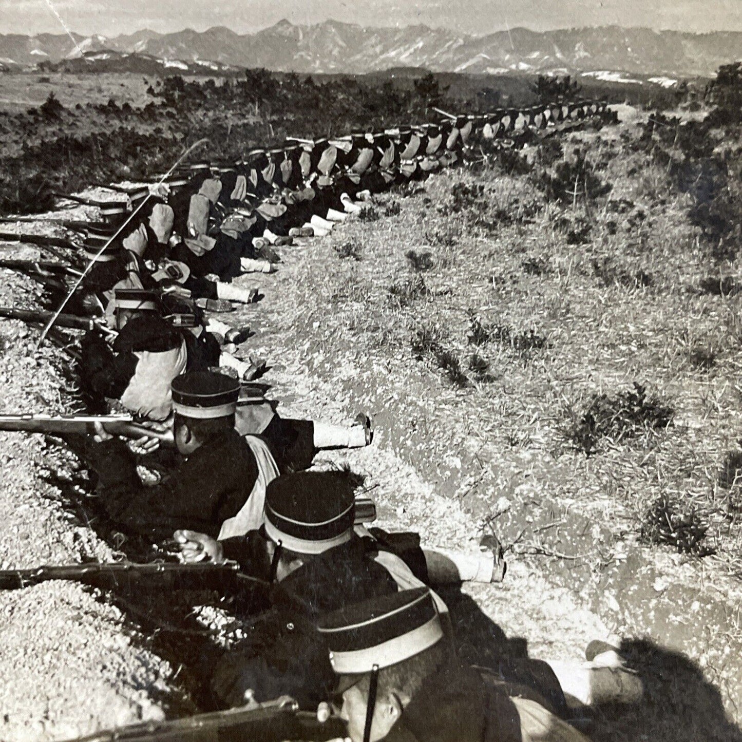 Antique 1905 Japan Rifleman Shooting At Russian Army Stereoview Photo Card P5581