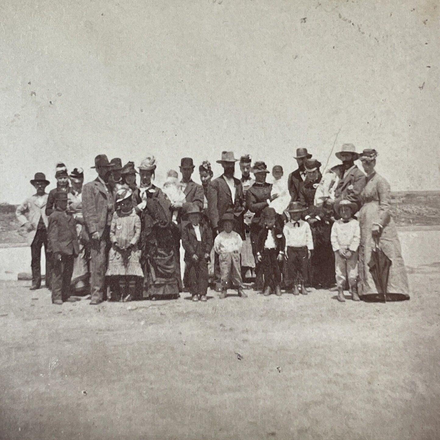 Family Photo Stereoview Long Beach? Tulare Lake? CA James Irvine? c1866 Y1793