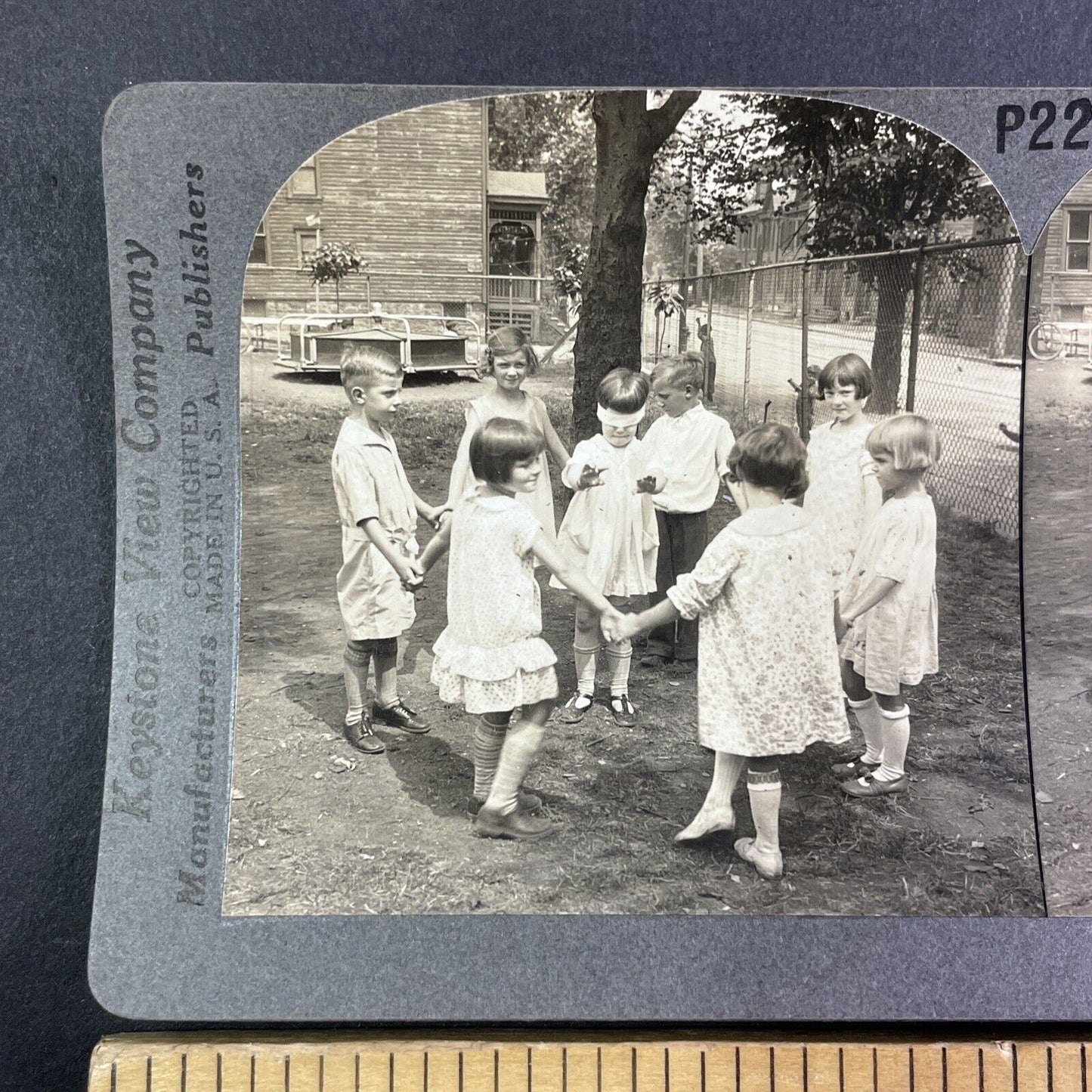 Children Play Blind Man's Buff Stereoview Scarce Late View Antique c1935 Y1347