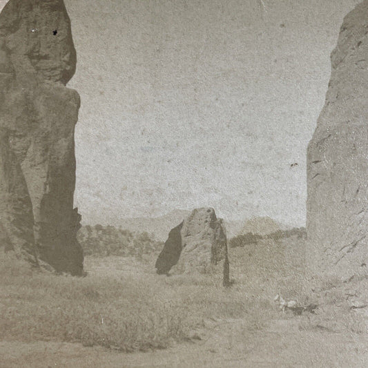 Antique 1894 Gateway Rock Garden Of The Gods CO Stereoview Photo Card P3502