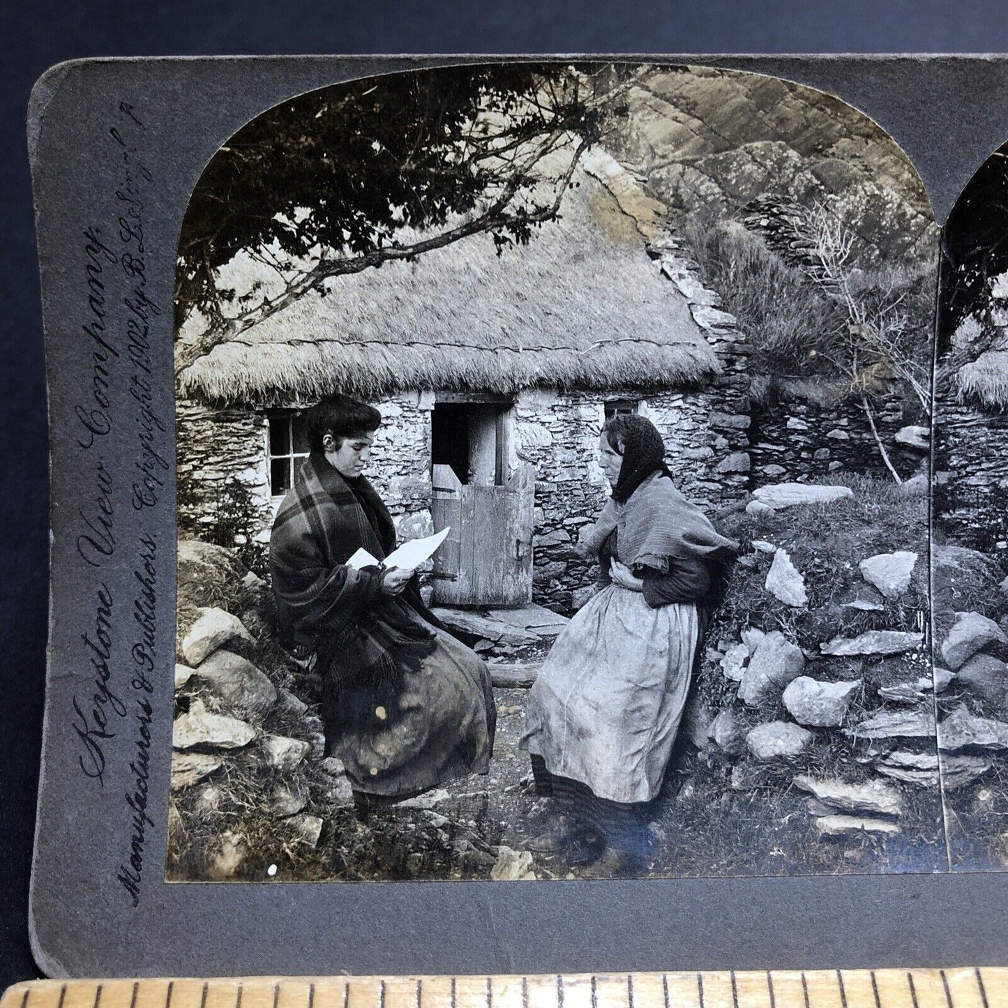 Antique 1902 Irish Peasant Girls Read Letter Kenmare Stereoview Photo Card P1988