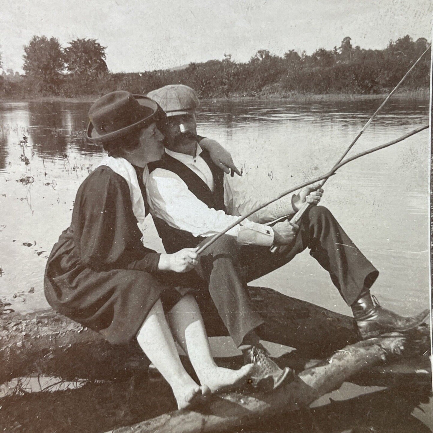 Antique 1897 Man Woman Fishing With Sticks Branches Stereoview Photo Card P3335