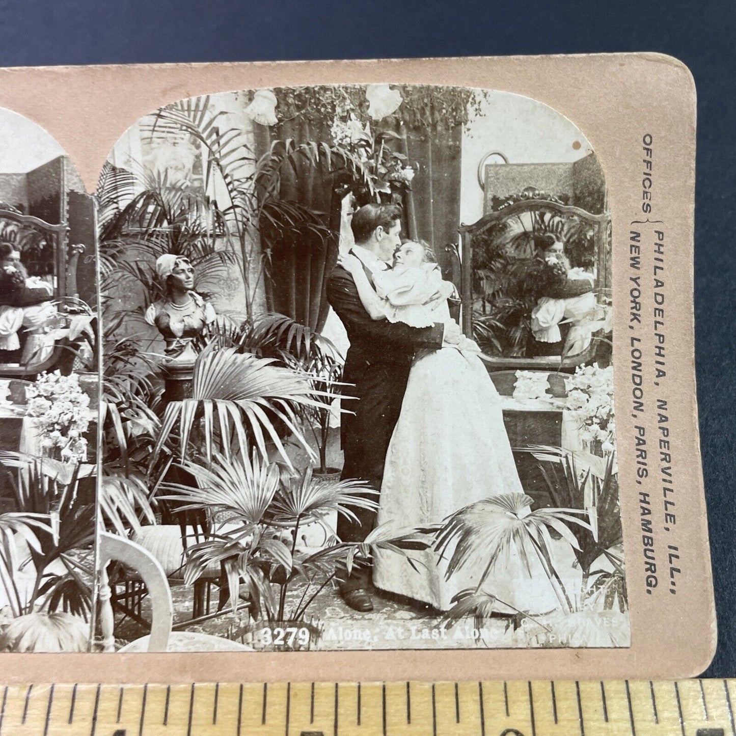 Antique 1890s Married Couple Embrace And Kiss Stereoview Photo Card P3372