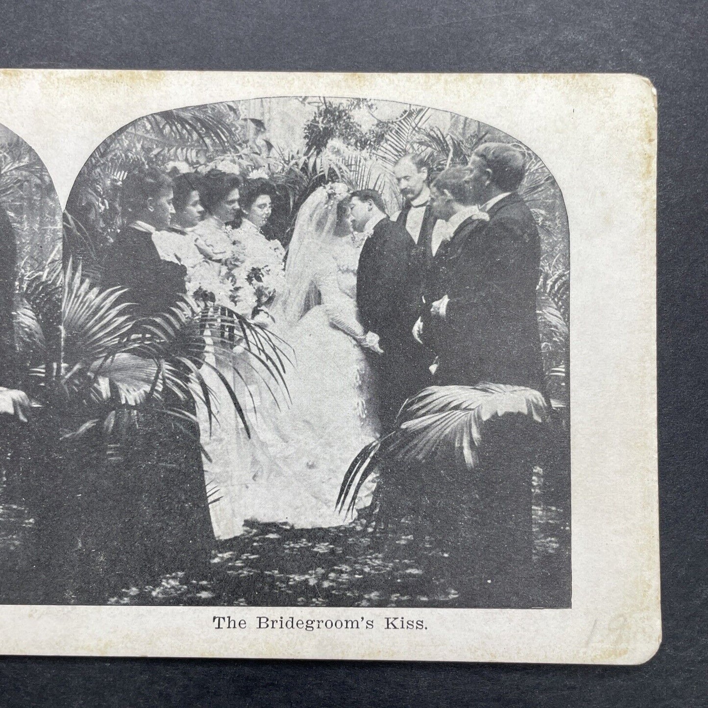 Antique 1905 Bride And Groom Kiss At Wedding Stereoview Photo Card P580-021