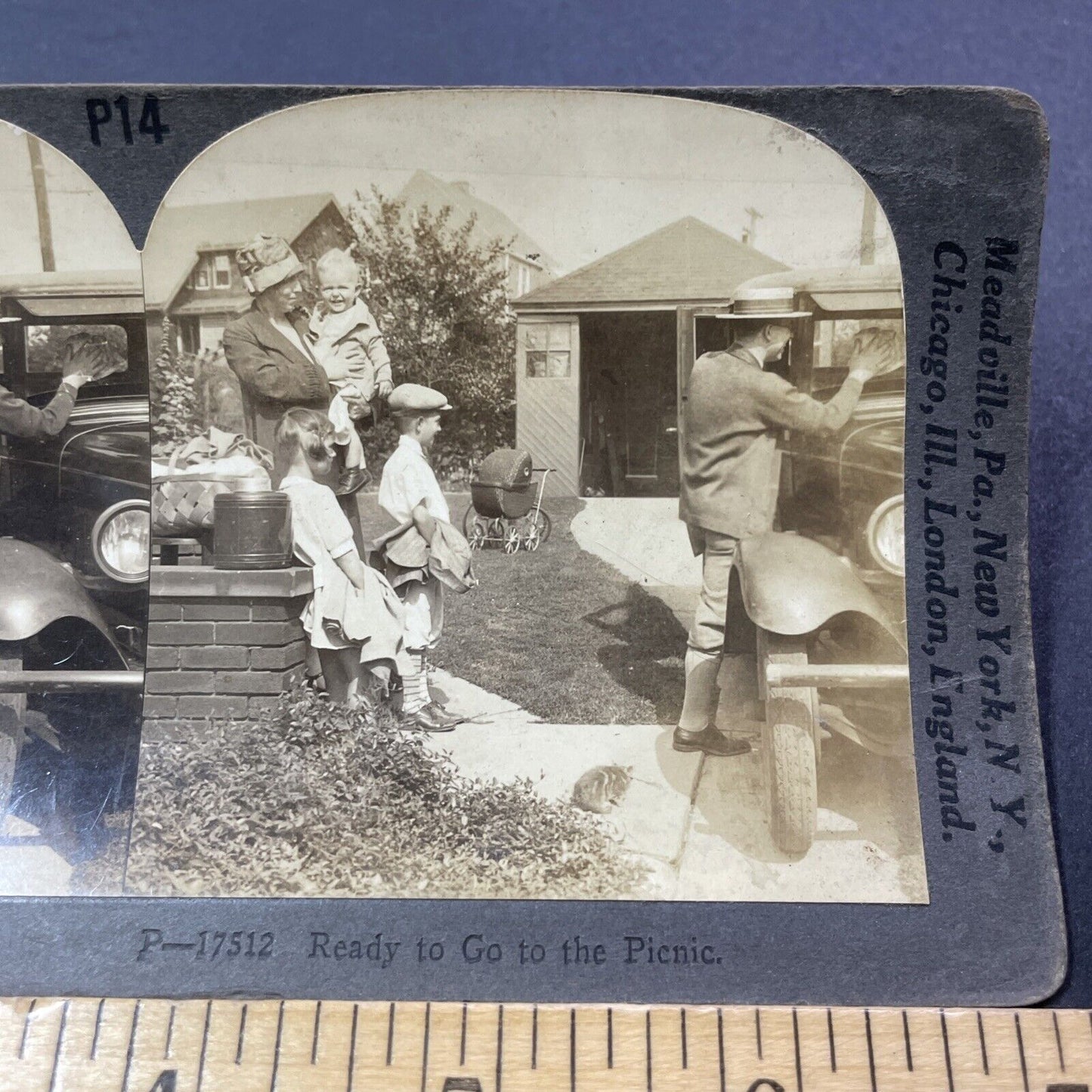 Antique 1920s Family With Old Classic Ford Car Stereoview Photo Card V3324