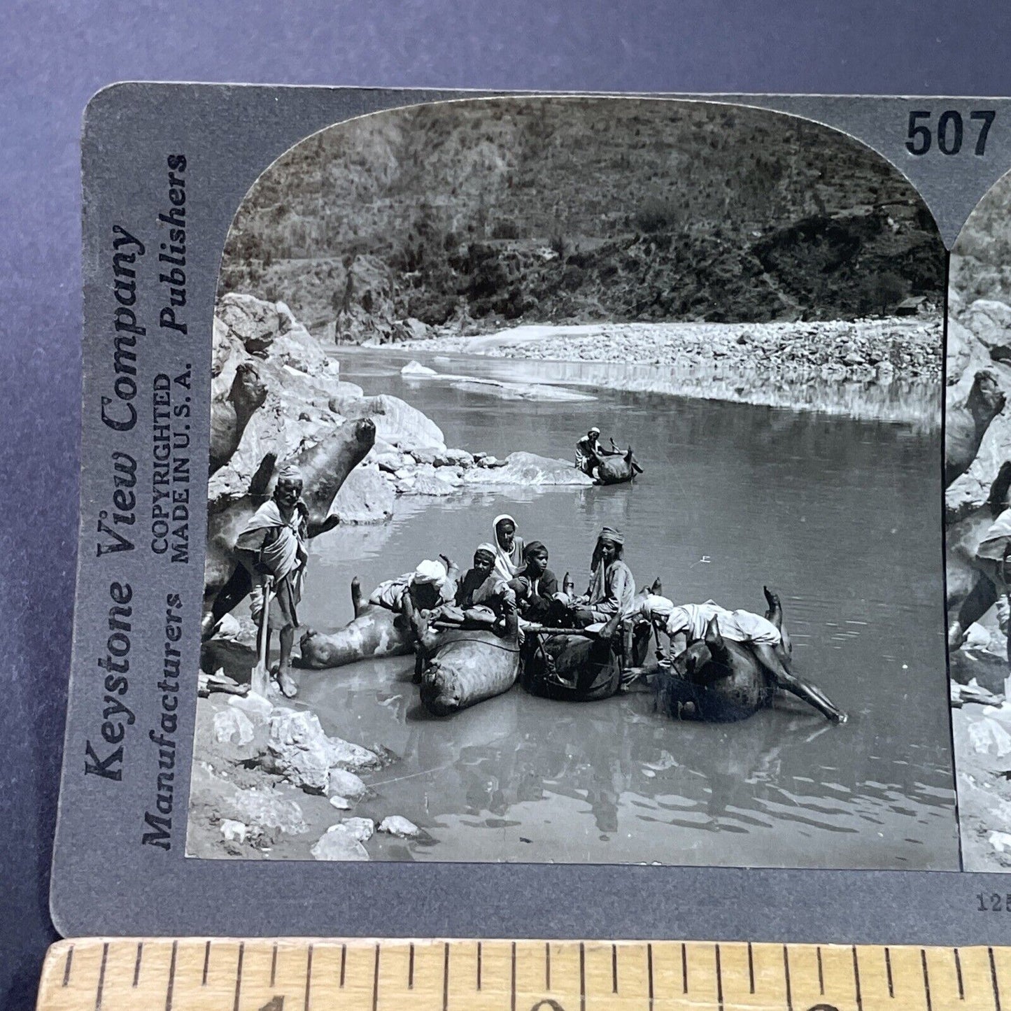 Antique 1910s People Using Dead Cows As Boats India Stereoview Photo Card P3698