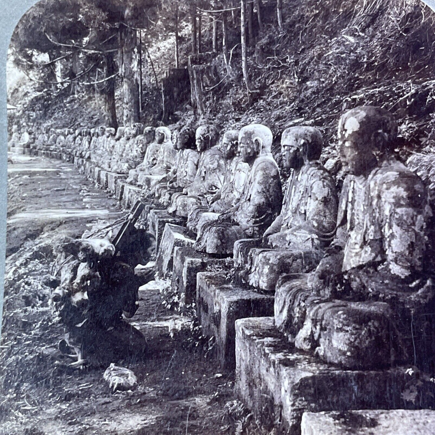 Worshipper Prays to Stone Gods in Nikko Japan Stereoview Antique c1904 Y2598