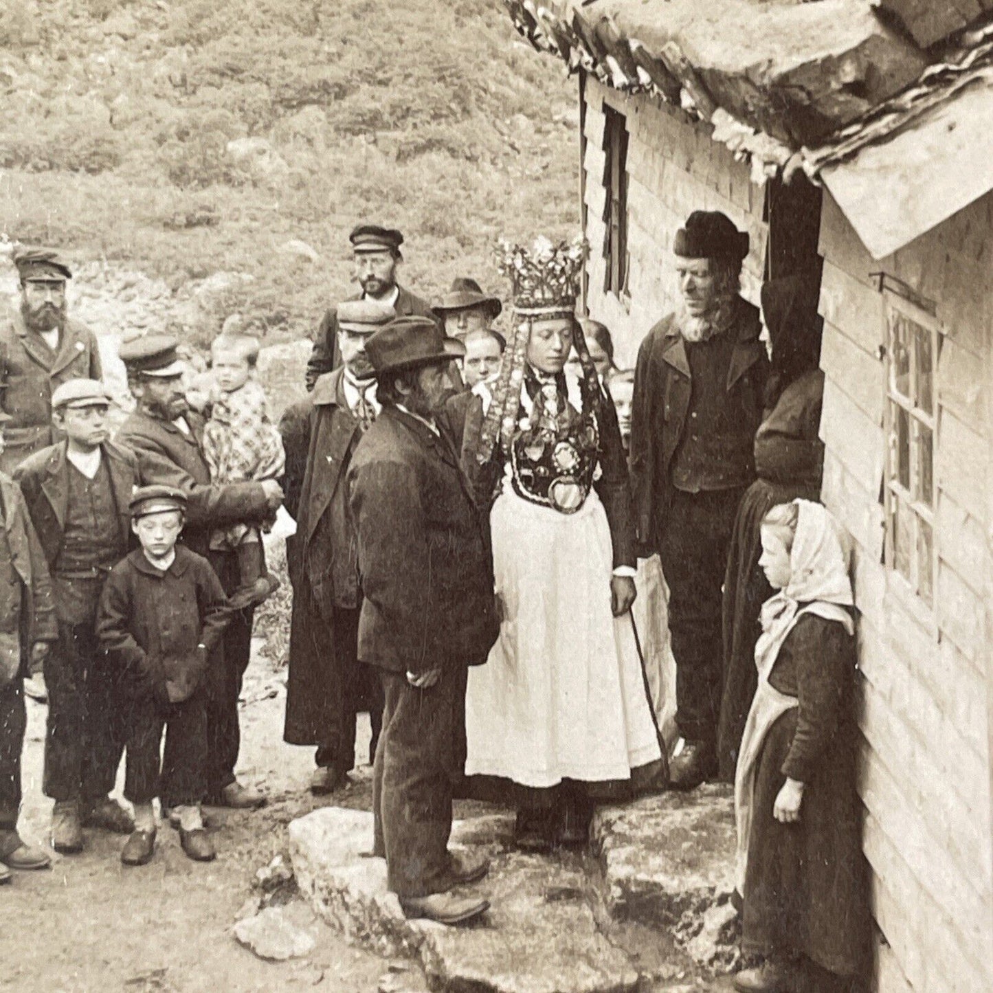 Traditional Norwegian Wedding Stereoview Brigsdal Norway Antique c1905 Y500