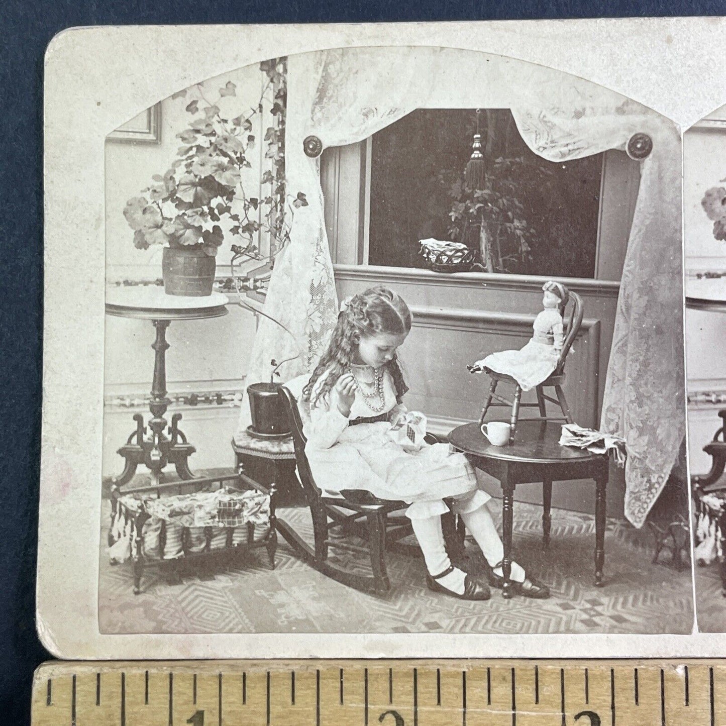 Little Girl And Porcelain Dolls Stereoview Uncle Waters Girl Antique c1900 X1527