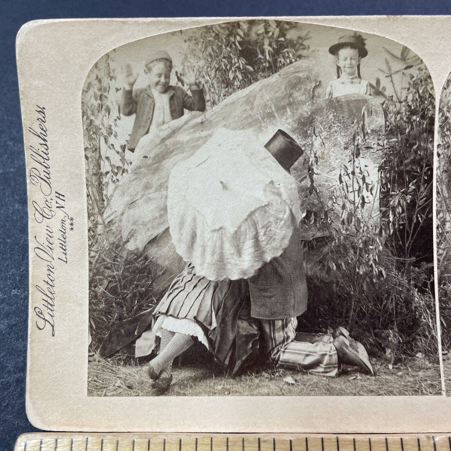 Antique 1891 Children Playing Behind A Rock Stereoview Photo Card V3302