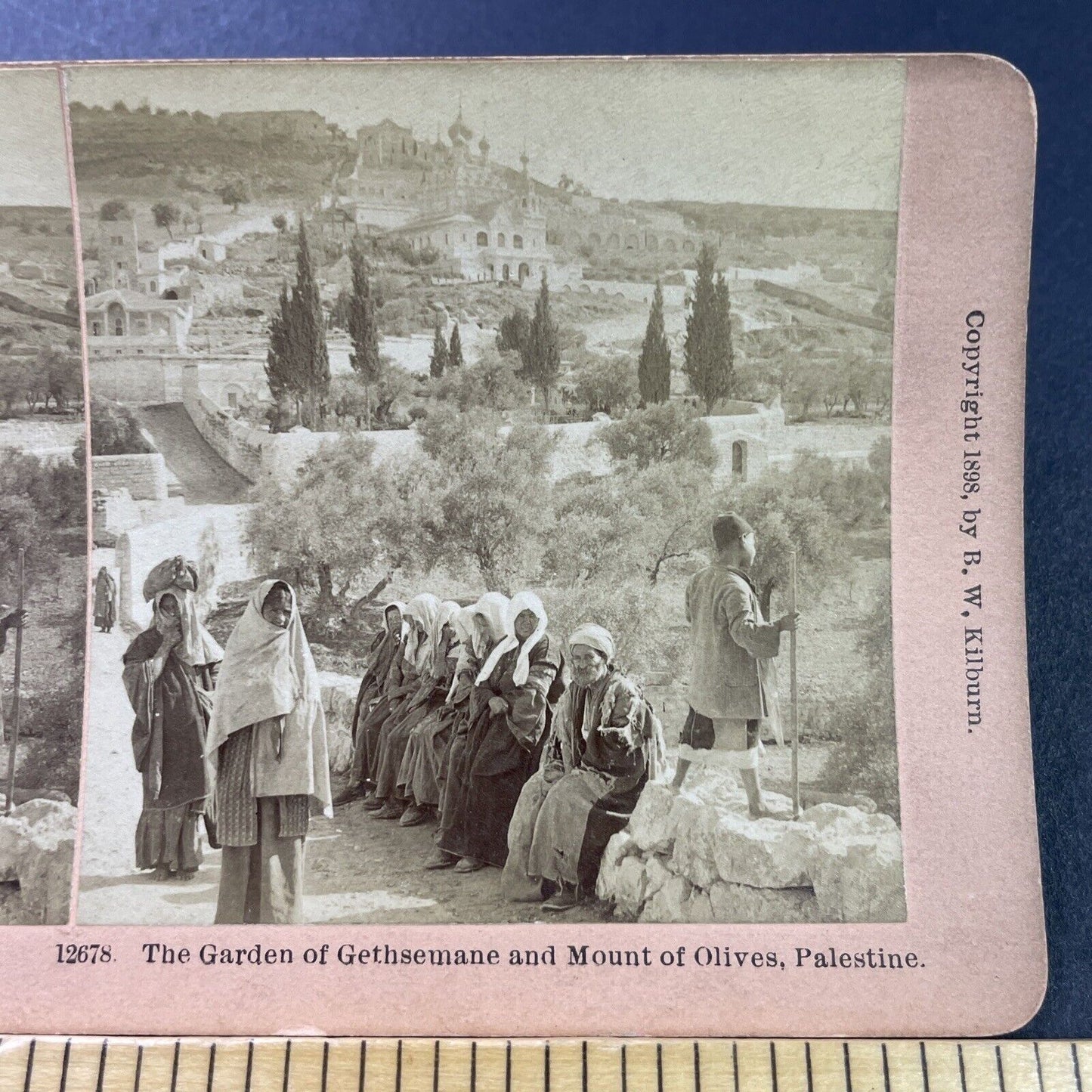 Antique 1890s Palestinian Peasants Sitting Jerusalem Stereoview Photo Card P3895