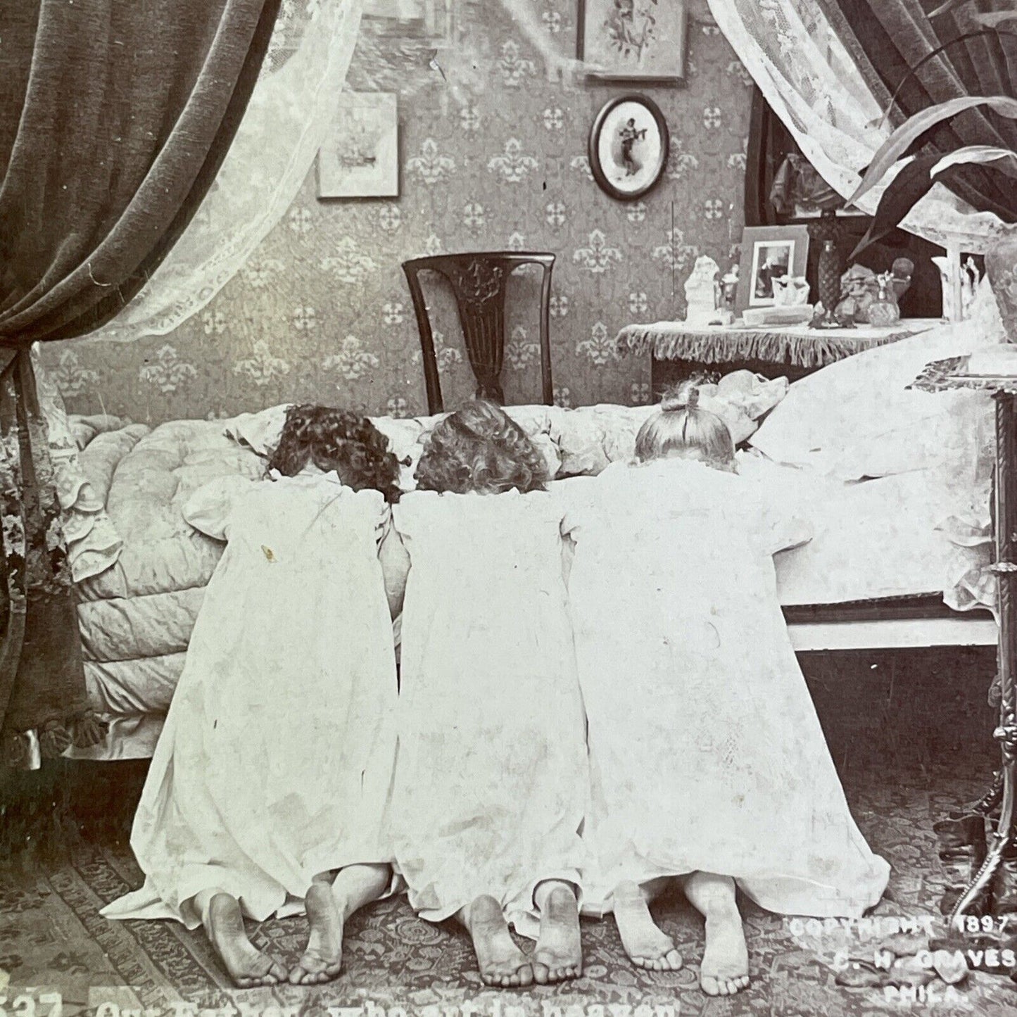 Children Praying At Bedtime Stereoview CH Graves Antique c1897 X2834