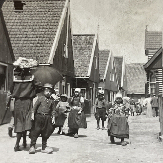 Antique 1910s Marken Holland Netherlands People Stereoview Photo Card P5072