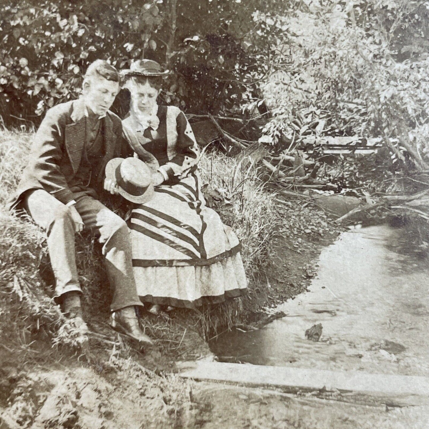 Antique 1876 Lovers Cuddle Beside A River Stereoview Photo Card P3546