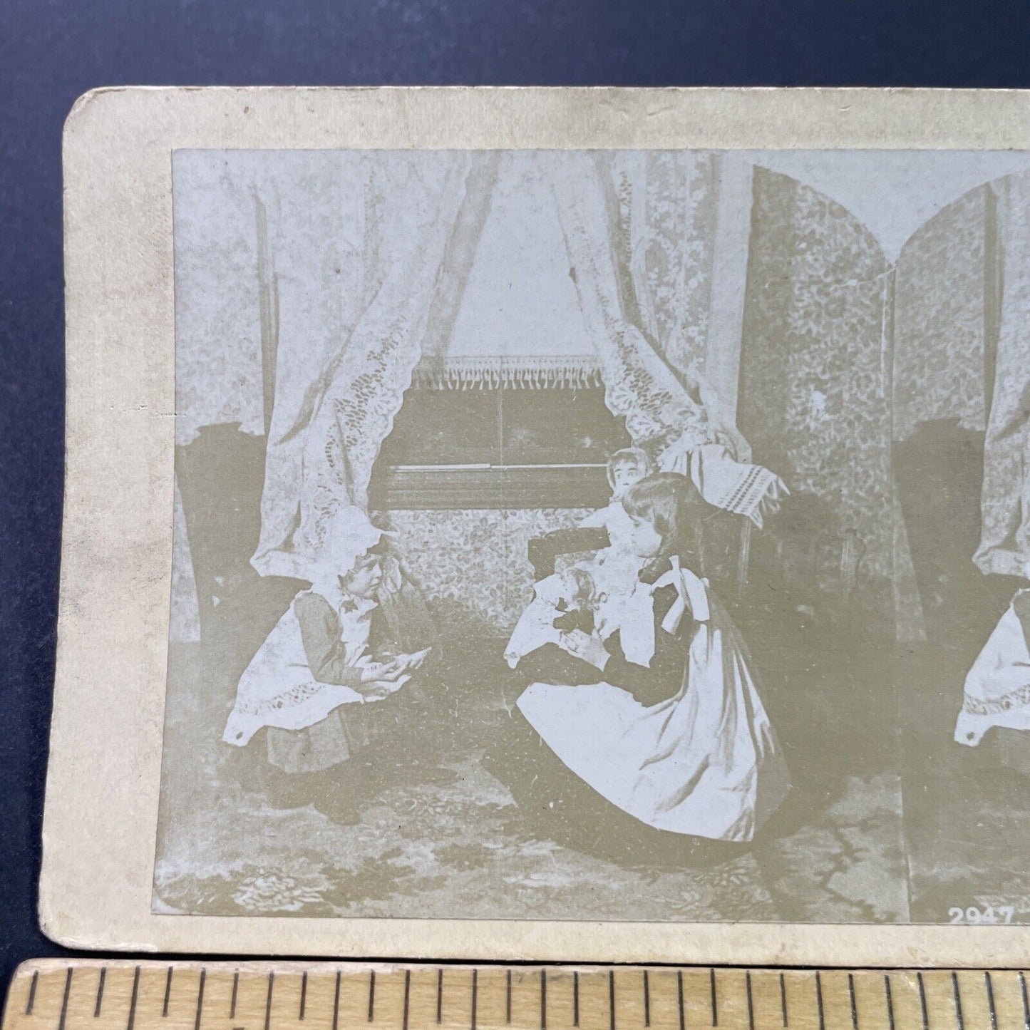 Antique 1880s Girls Playing With Their Dolls Stereoview Photo Card P3981