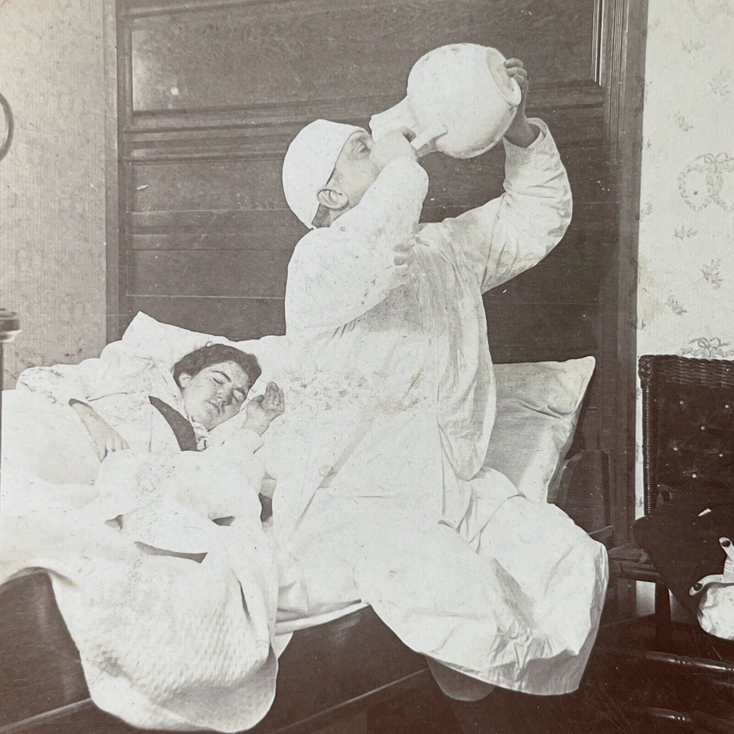 Antique 1897 Drunk Man Drinks From Spittoon Stereoview Photo Card P3468