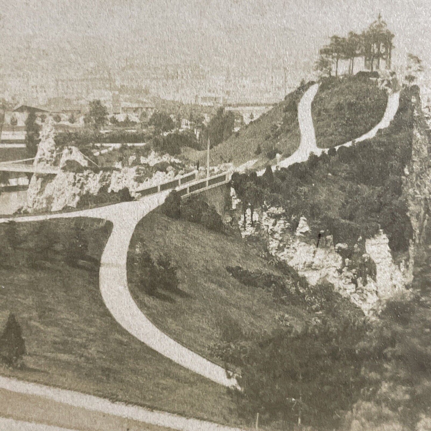 Antique 1870s Parc Des Buttes Chaumont Paris Stereoview Photo Card P4222