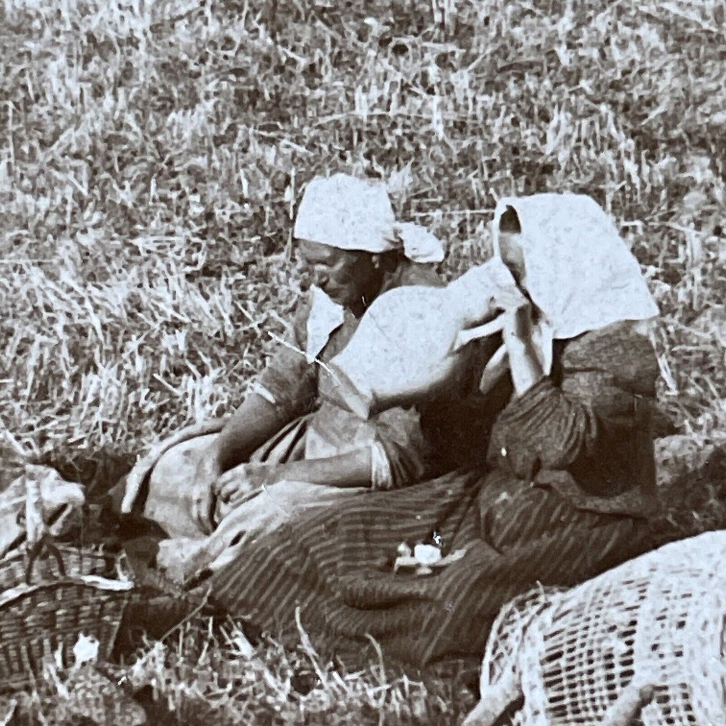 Antique 1900 Traditional Bavarian Women Farmers Stereoview Photo Card P4471