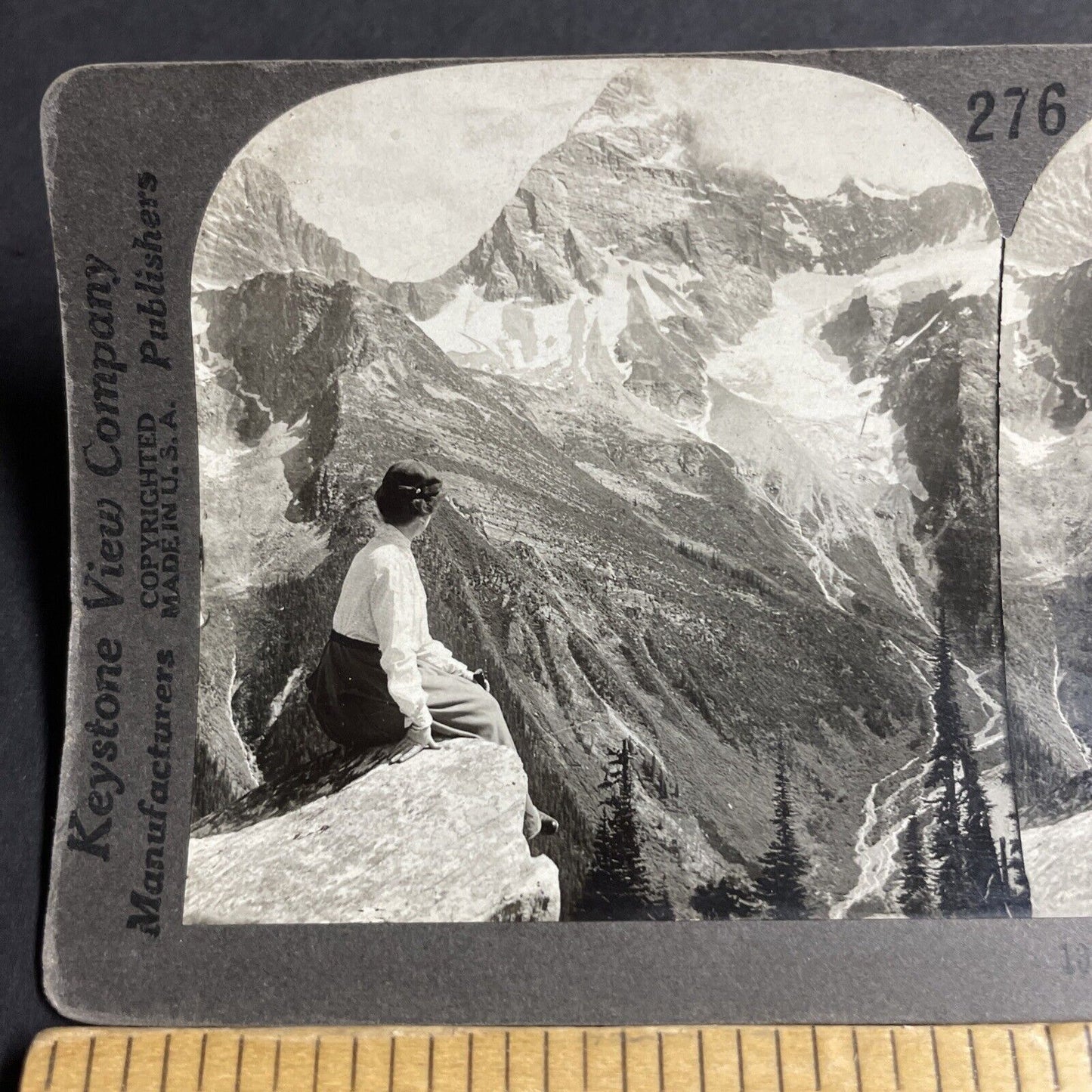 Antique 1910s Women At Cliff Edge Alberta Rockies Stereoview Photo Card P3663