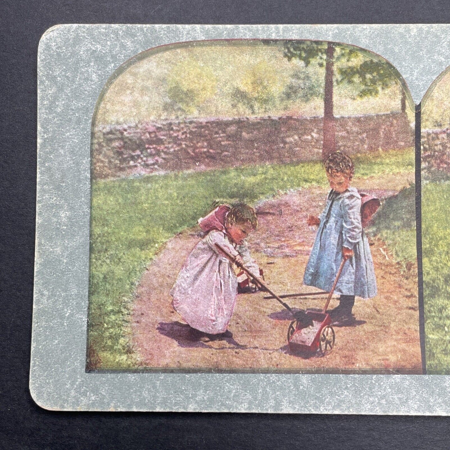 Antique 1898 Children 'Fixing' A Gravel Sidewalk Stereoview Photo Card P1260