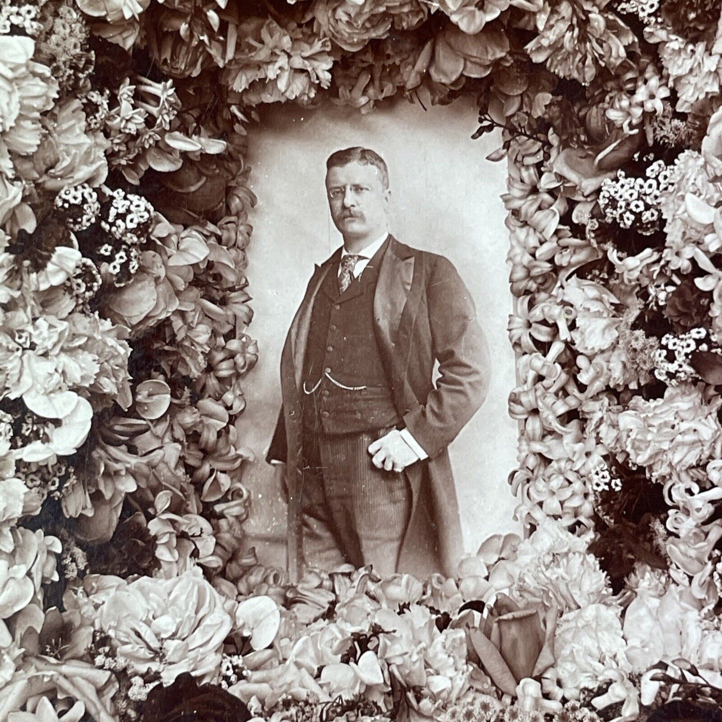 President Teddy Roosevelt Inauguration Flowers Stereoview Antique c1901 X1540