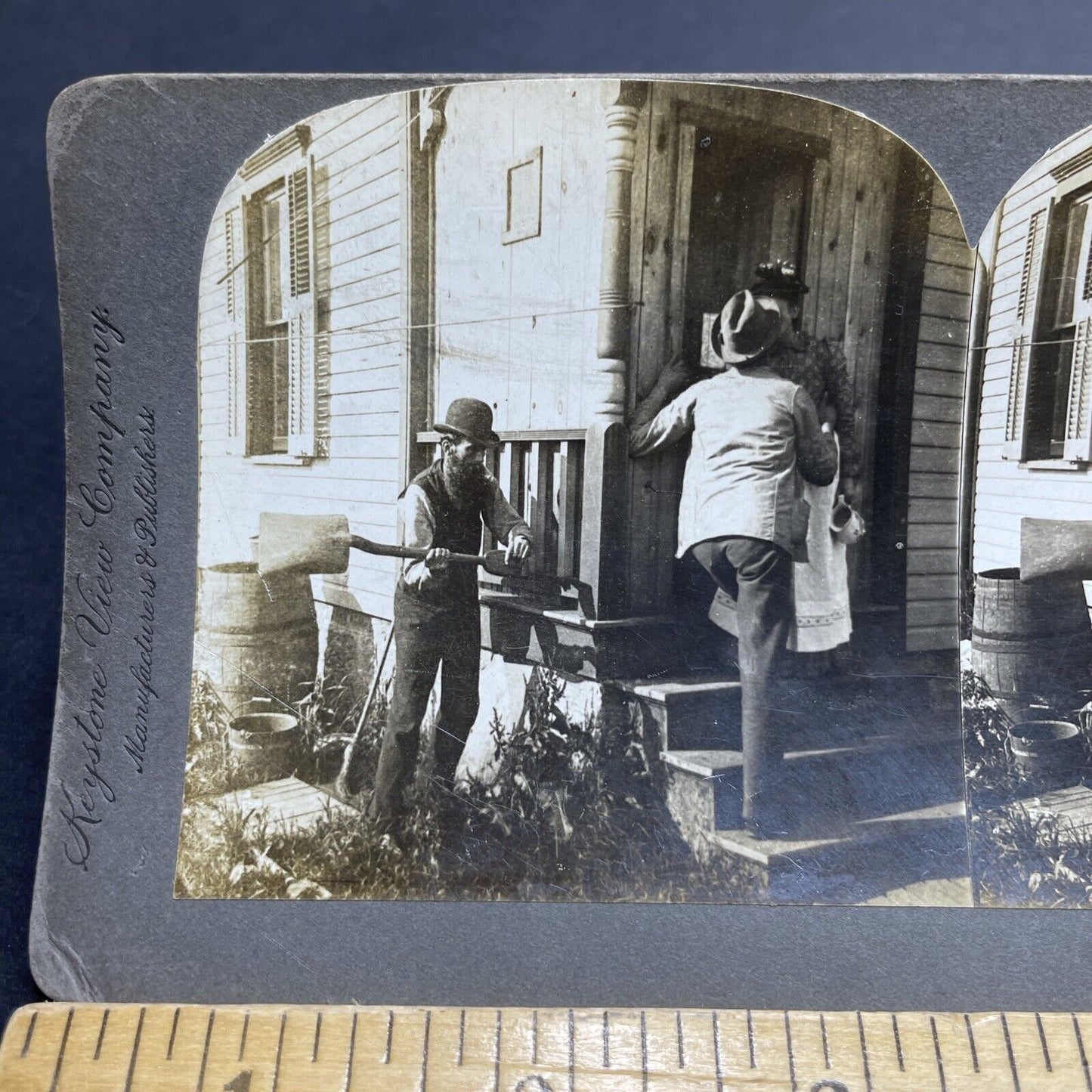 Antique 1898 Man Is Attacked For Kissing Daughter Stereoview Photo Card P1960