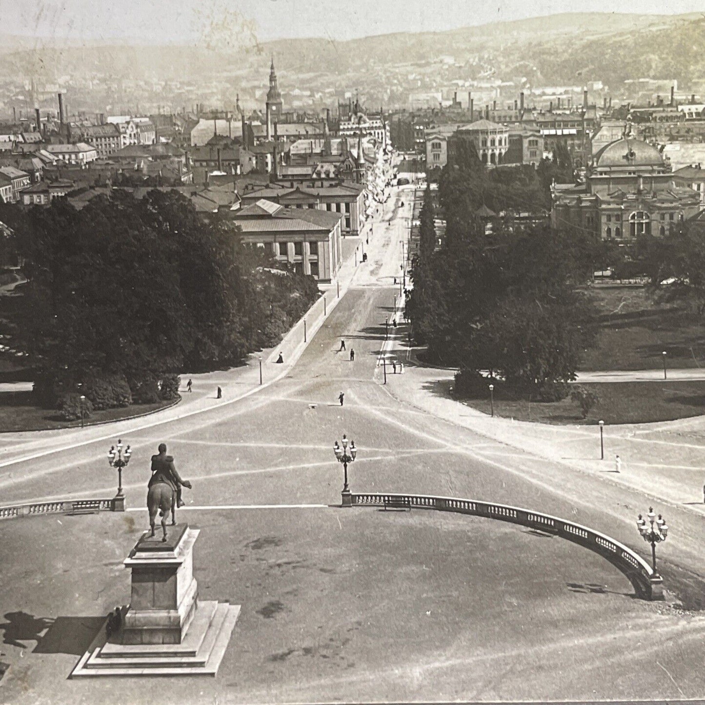 Antique 1902 Downtown Oslo Norway Near Palace Stereoview Photo Card P1709