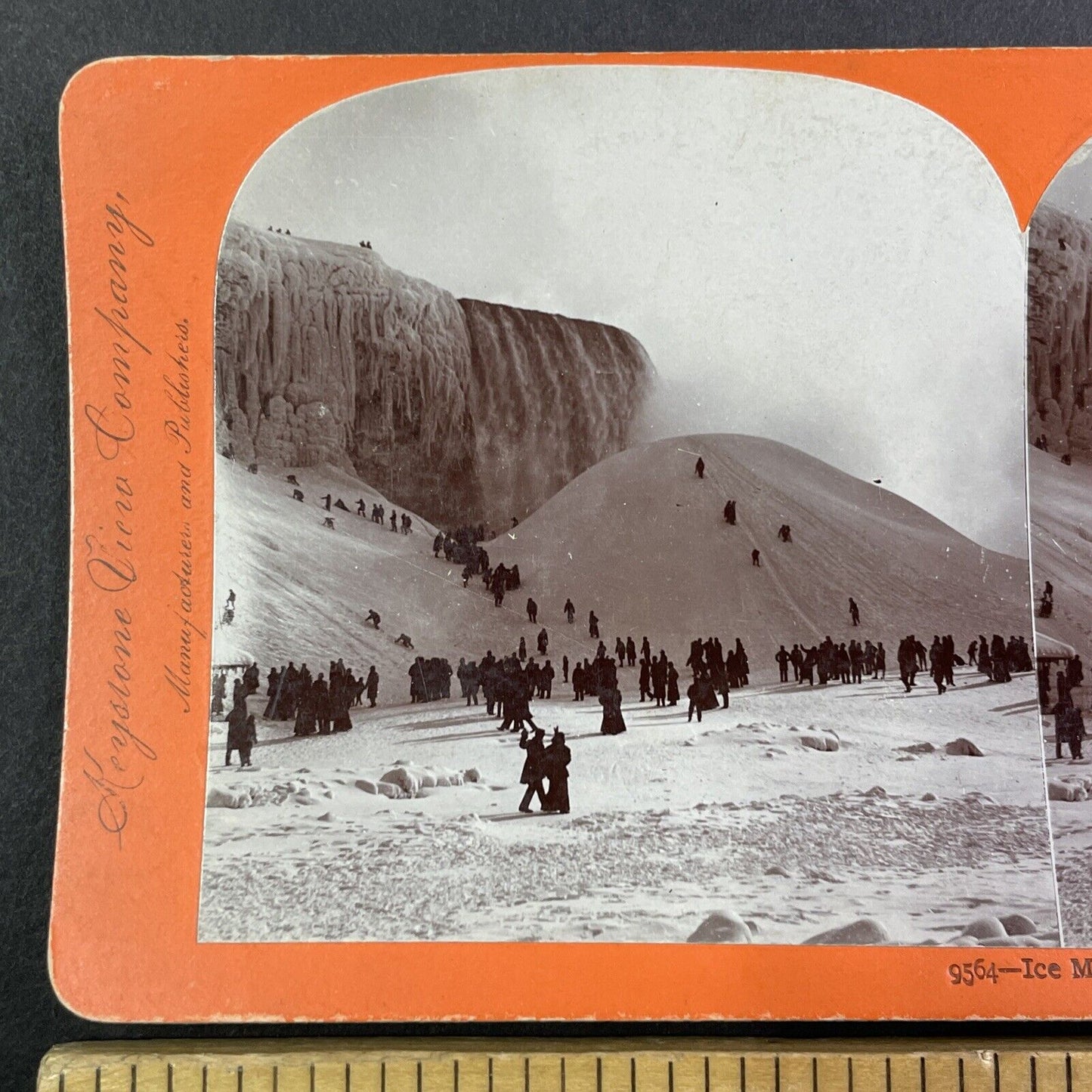 Sledding Down Niagara Falls Frozen Hills Stereoview Antique c1899 Y1444