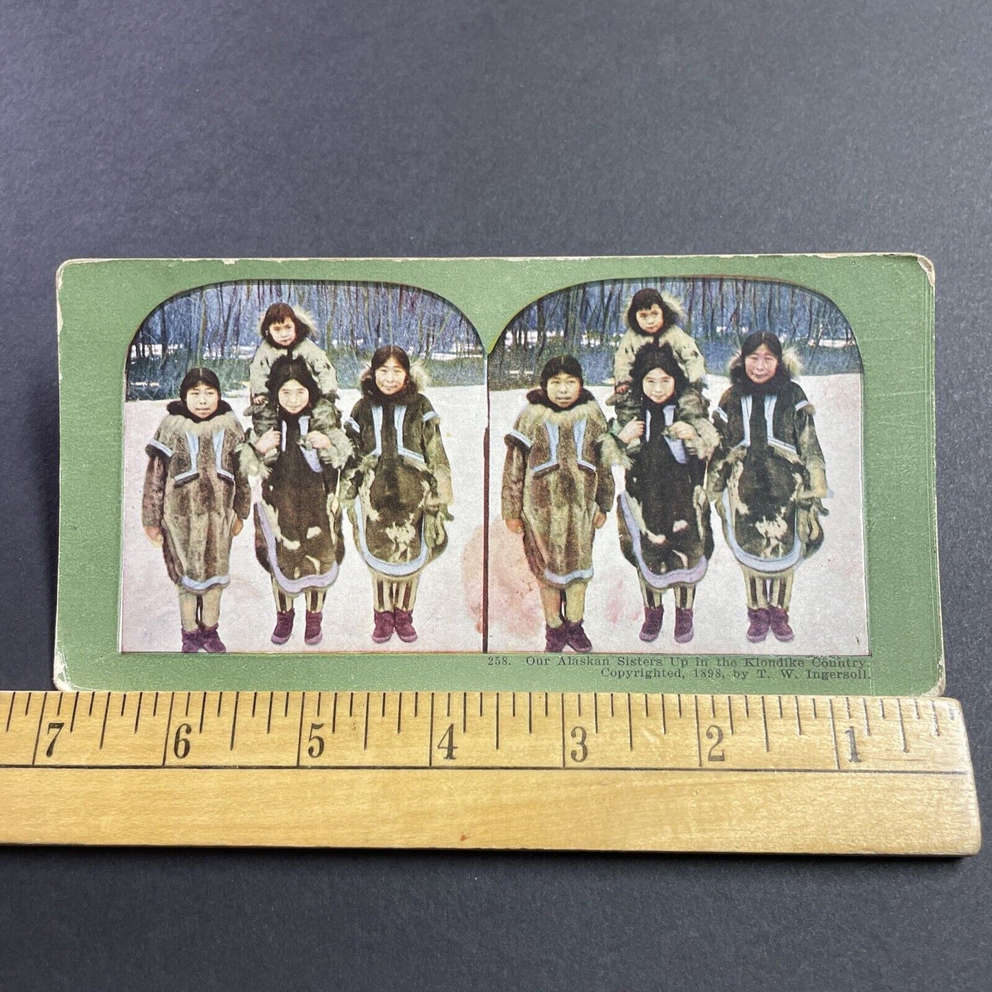 Antique 1898 Eskimo Inuit Women In Northern Alaska Stereoview Photo Card Q2236