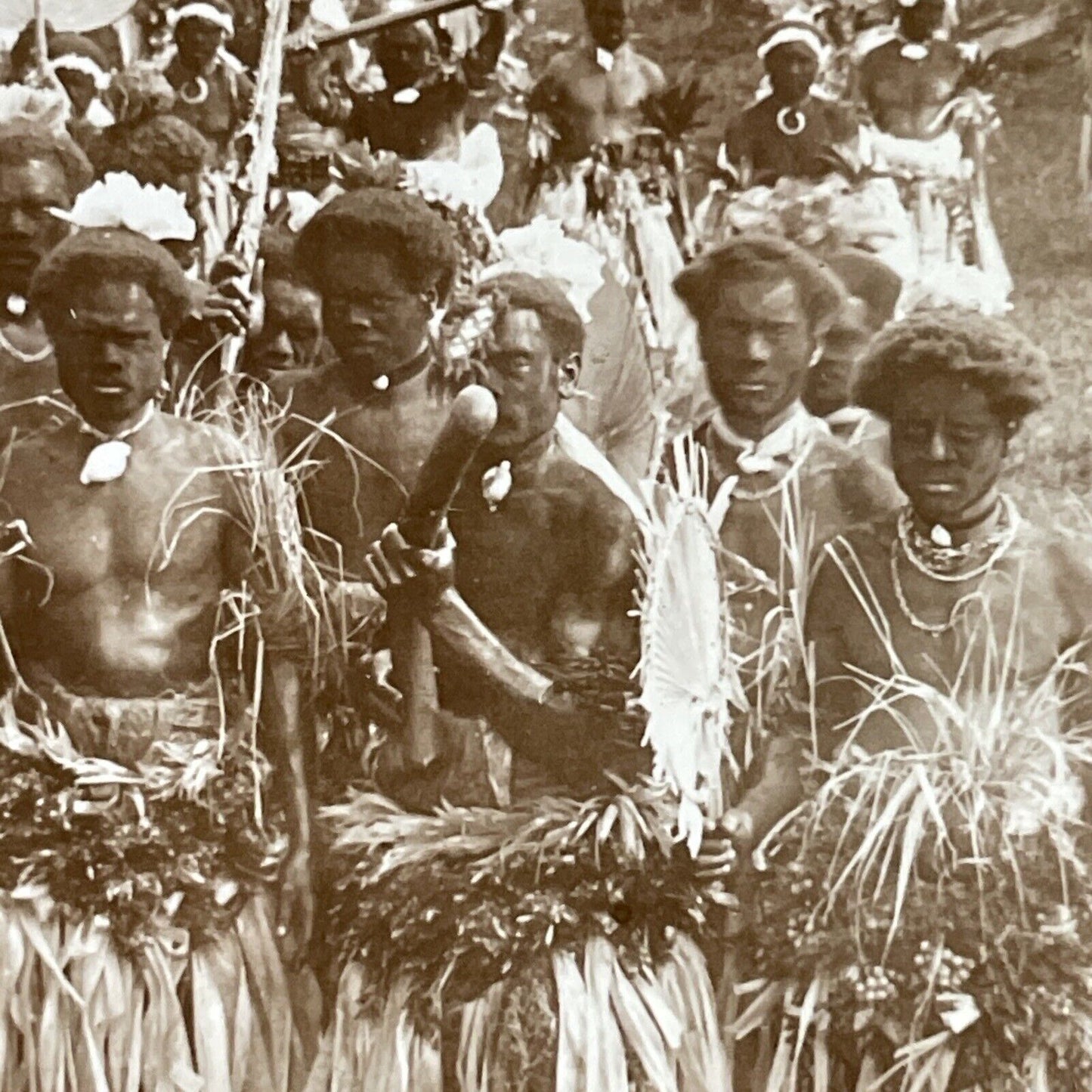 Antique 1890s Native Tribe Fiji Tribesmen Natives Stereoview Photo Card P4217