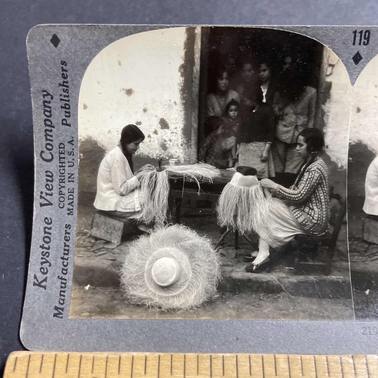 Antique 1920s Girls Making Straw Hats In Panama Stereoview Photo Card P5213