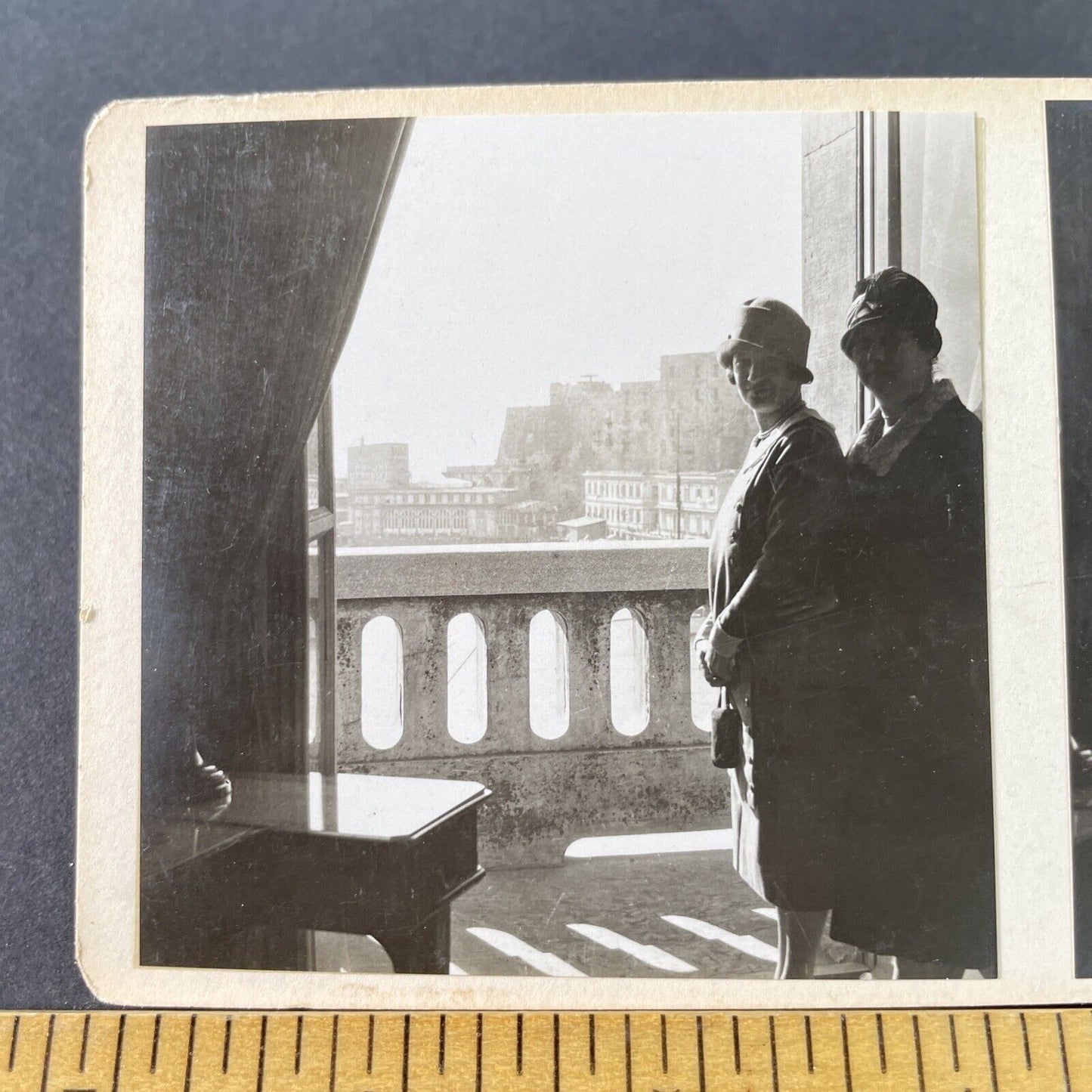 Antique 1925 Wealthy American Girls Balcony Ital OOAK Stereoview Photo Card 3238